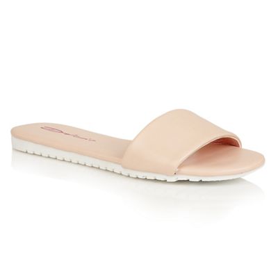 Pink 'Willa' flat cleated beach sandals